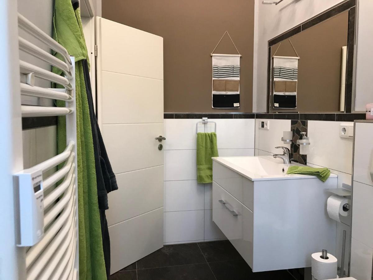 Stadthaus Artur - Apartment Madrid Remscheid Zewnętrze zdjęcie