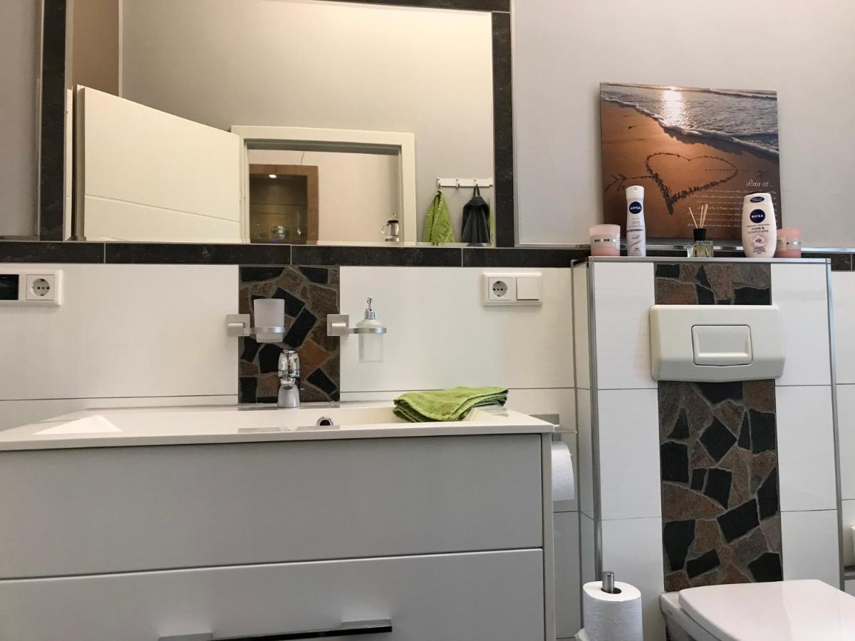 Stadthaus Artur - Apartment Madrid Remscheid Zewnętrze zdjęcie