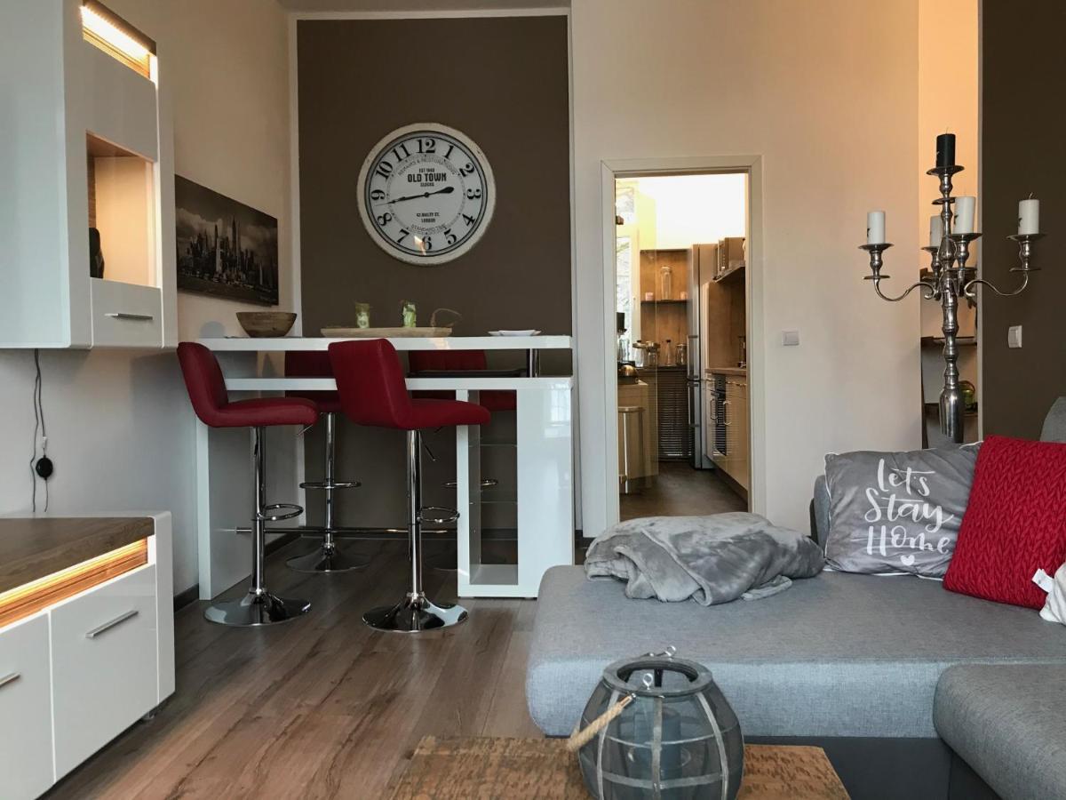 Stadthaus Artur - Apartment Madrid Remscheid Zewnętrze zdjęcie